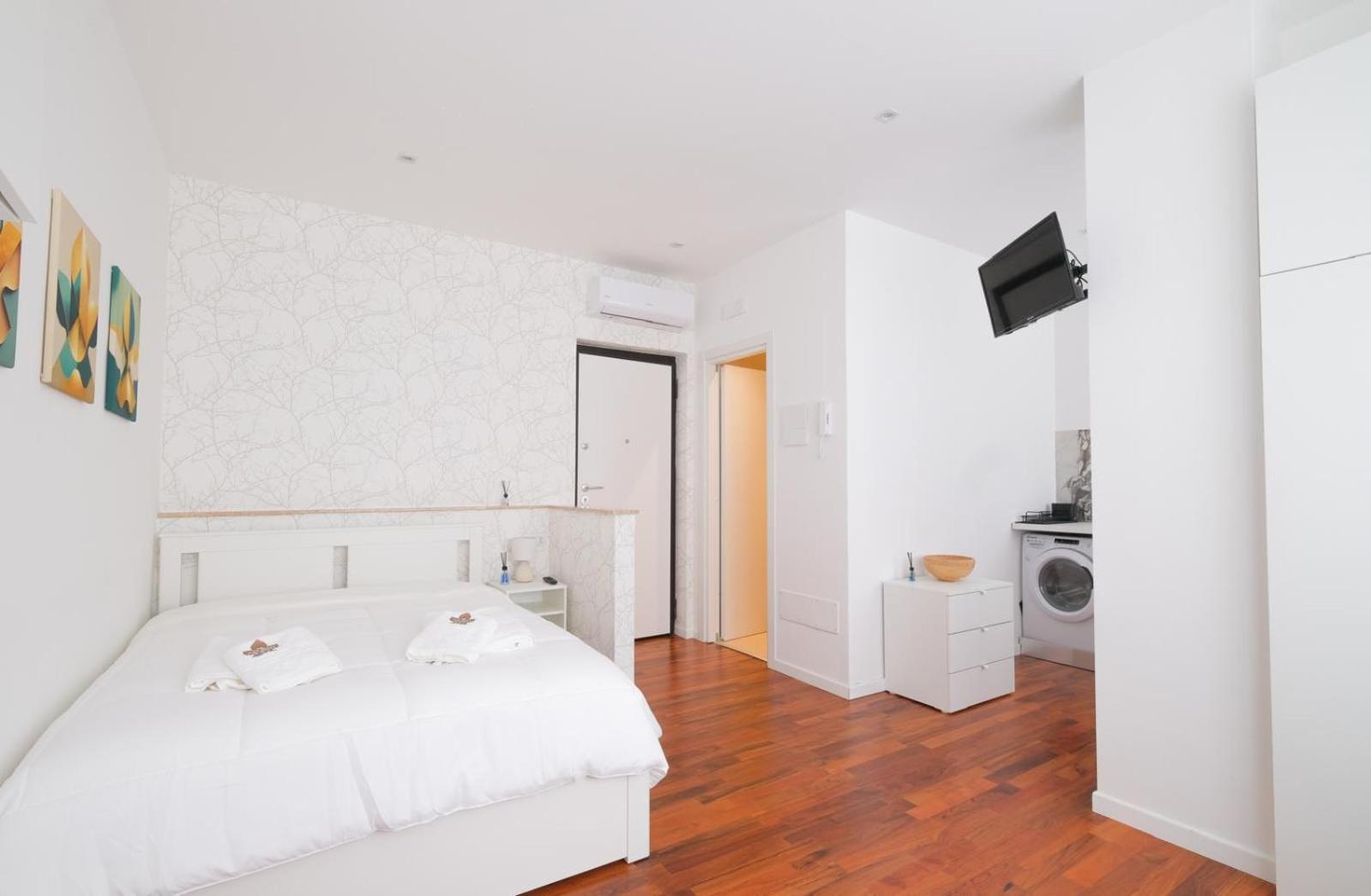 The Apulian Loft II Bari - Via Celentano Daire Dış mekan fotoğraf